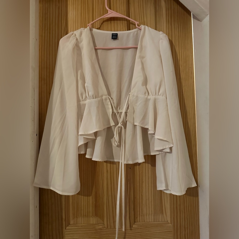 Long sleeve Tie Front